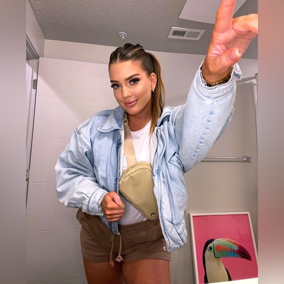 Meet your Posher, Ruth - Picture 2 of 6